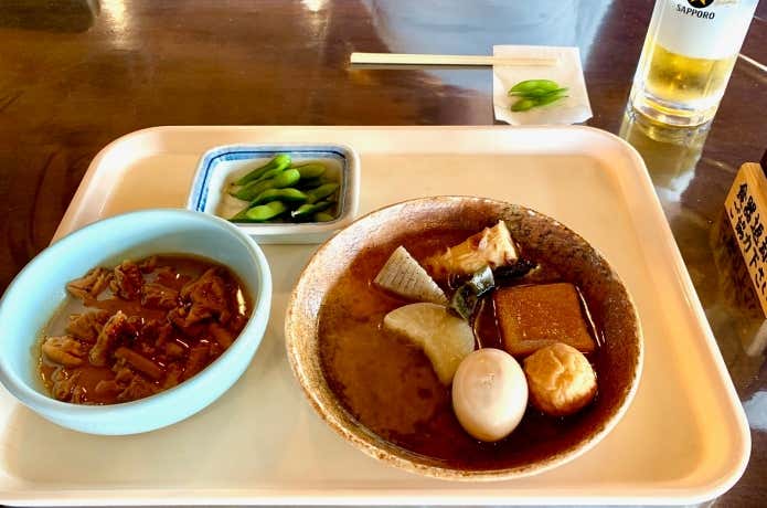 スカイプラザ白馬のモツ煮・おでん・生ビール