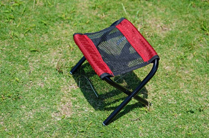 背もたれなしの登山向けチェア