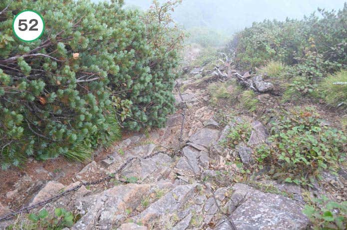 県界尾根　鎖場