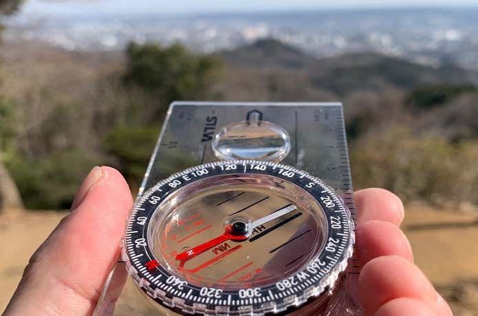 あの山は何山？