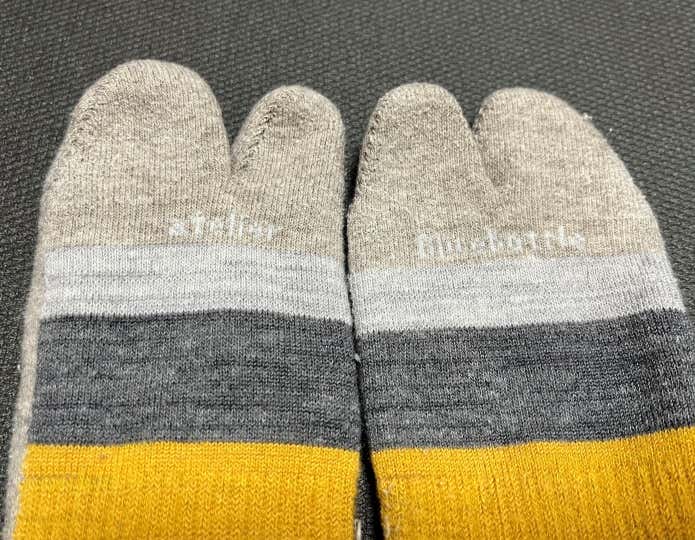 atelier Blue bottle
Hiker’s SOCKS – STRIPEDのつま先部分