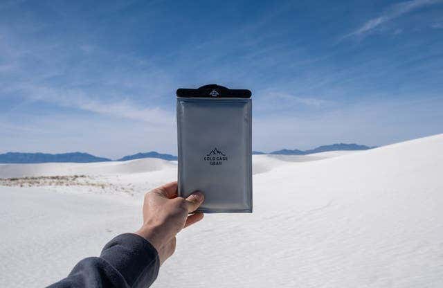 エアロゲル防水スマホケース