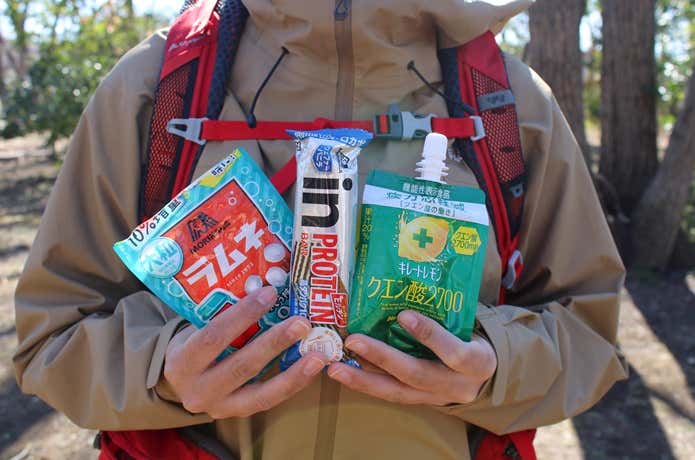 山ガール　休憩補食 登山におすすめの行動食-重量に対してカロリー高ランキング ...