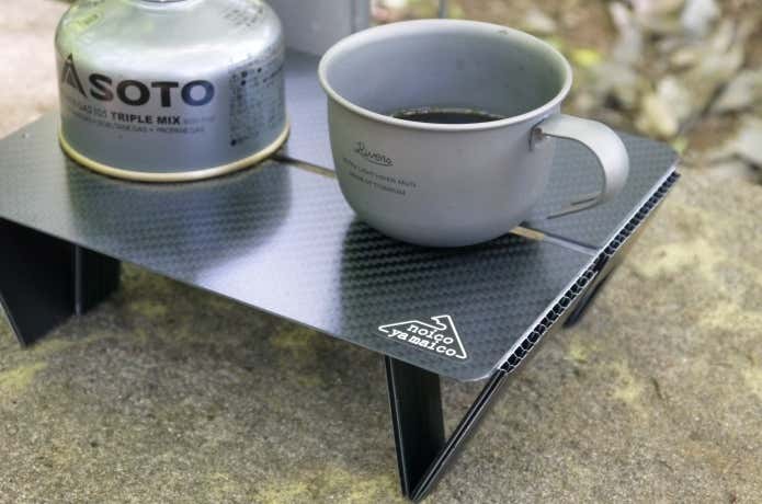 noicoyamaico 軽量ミニテーブル noicoyamaico UL folding table & frame pad - YouTube