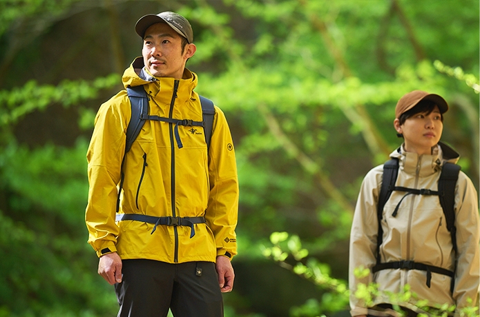 まさに日本の山に"ちょうどいい"レインウェア？！着心地と防水性をいいとこ取りしたコレがすごい