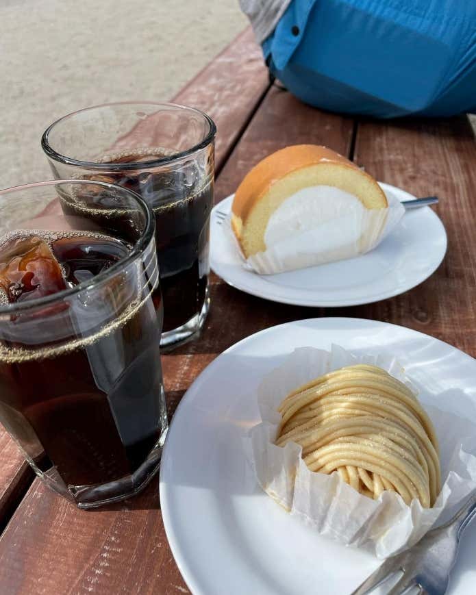 燕山荘のケーキセット