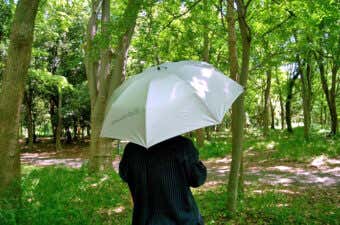 軽量＆丈夫な日傘ならやっぱりモンベル！晴雨兼用は夏の必需品に