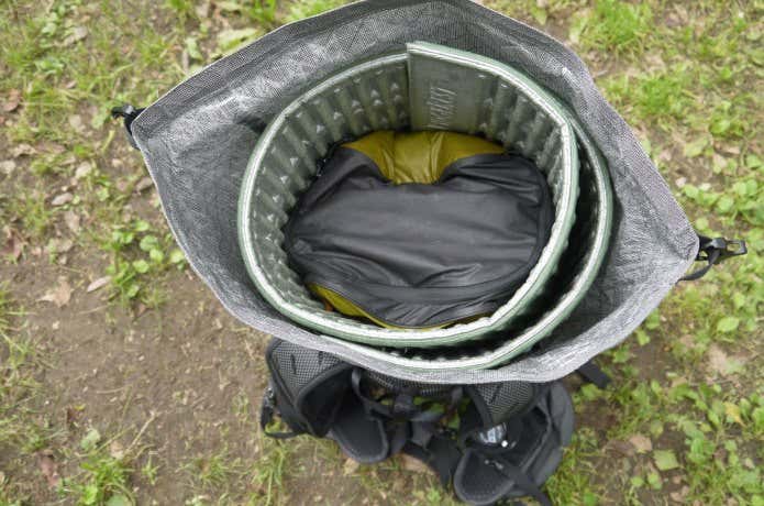 ブラックダイヤモンド初のULパック「ベータライト」は、容量30L