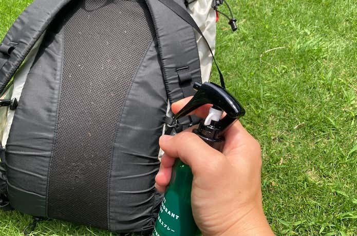 ザックの背面やベルトの消臭や除菌にも使いやすい