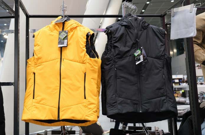 【2,900円】X Shelter 断熱 ベスト