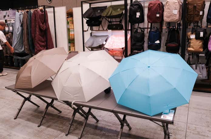 【2,300円】耐久撥水軽量サバイバルアンブレラ