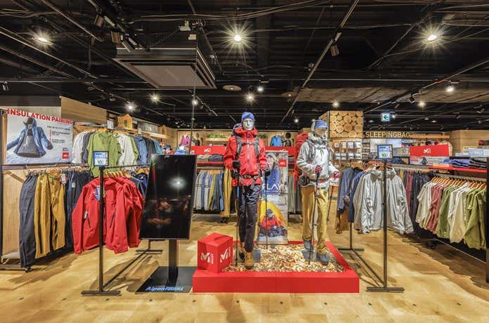 Alpen FUKUOKA　店内写真