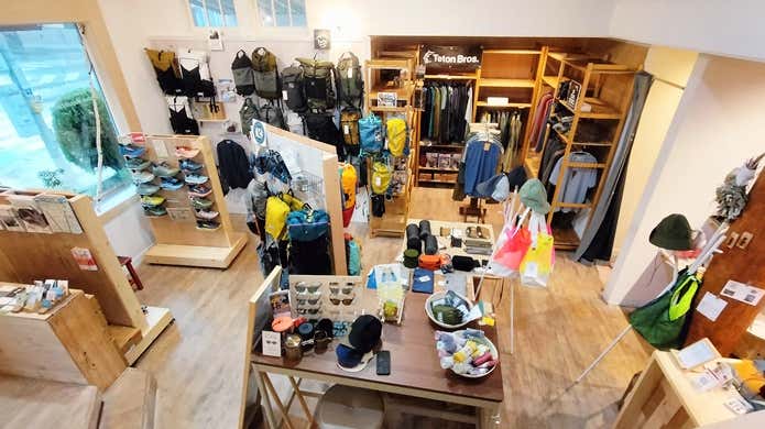 TREKVOGEL店内