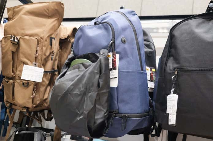 ヘルメットを収納した様子