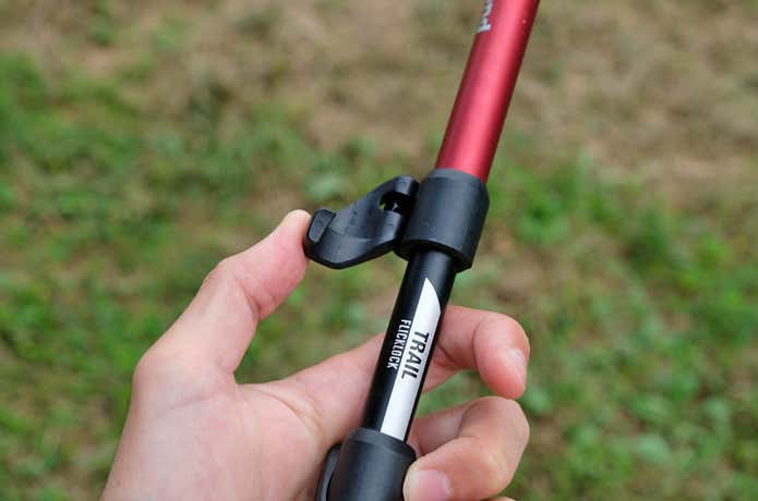 トレッキングポールのサイズ調整構造