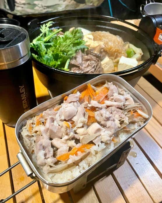 メスティンで作った具沢山かしわめし