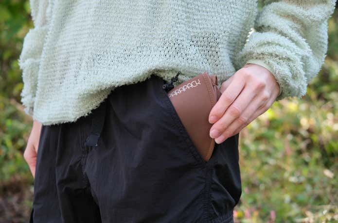 B-キャップ　パンツのポケットに収納
