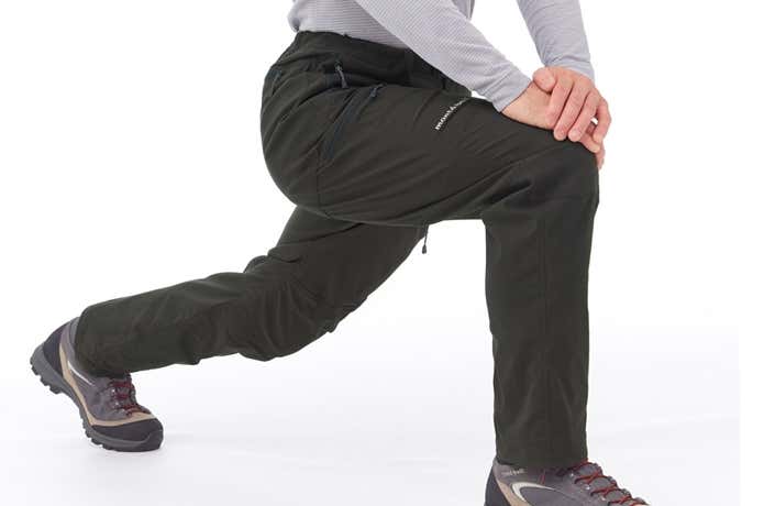 トレッキングパンツのストレッチ性
