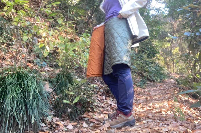 靴を履いたままの着脱が可能