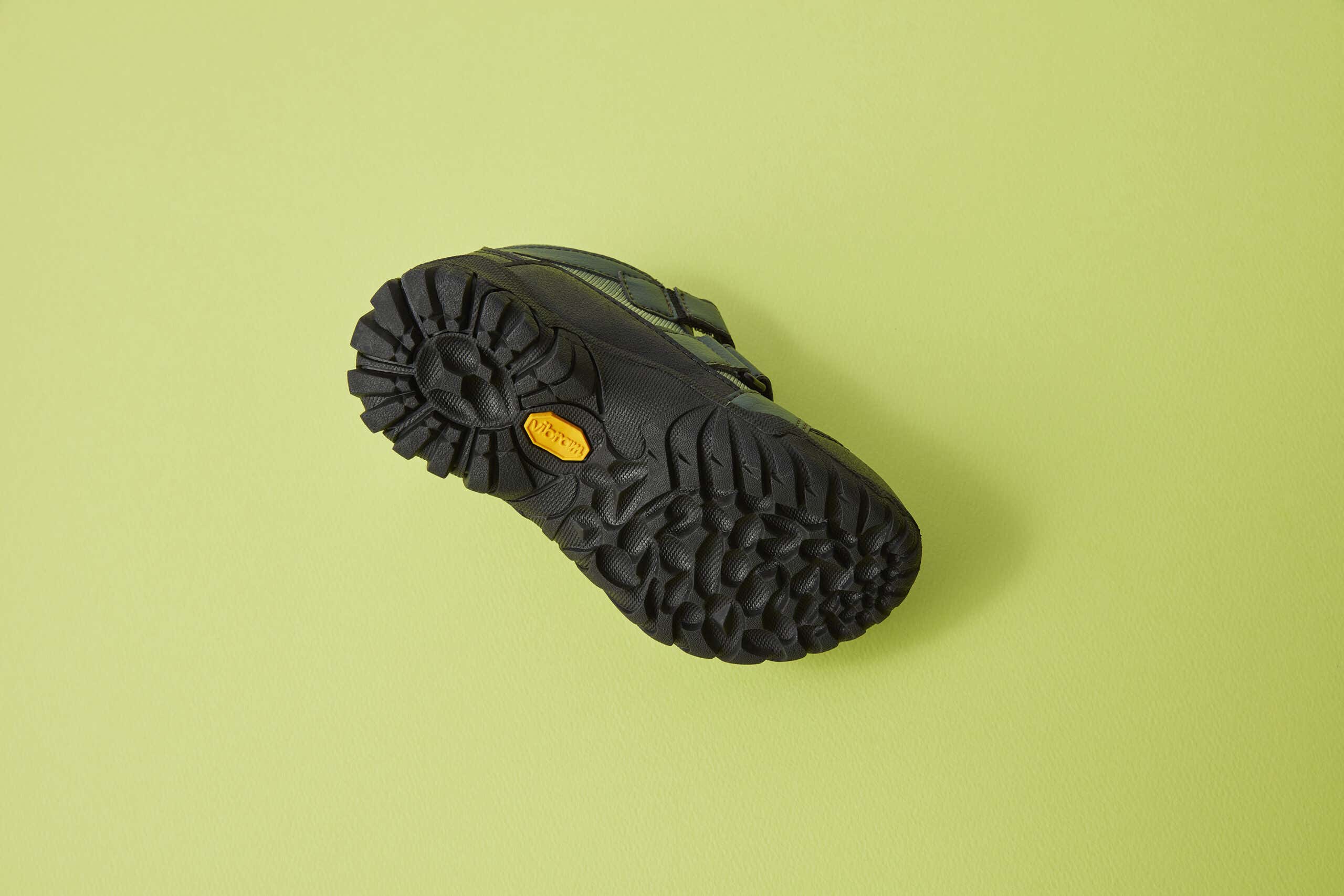 Vibramソールダブルベルトハイキングスニーカー　アウトソール
