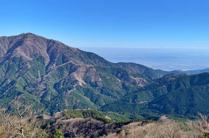 丹沢・表尾根から見る大山