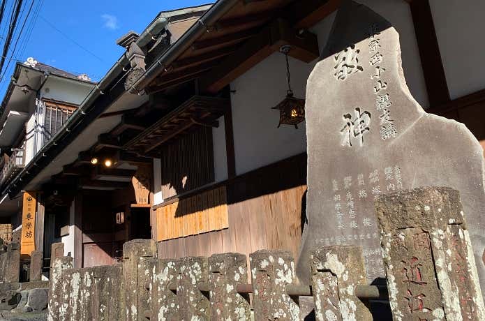 山麓に点在する宿坊