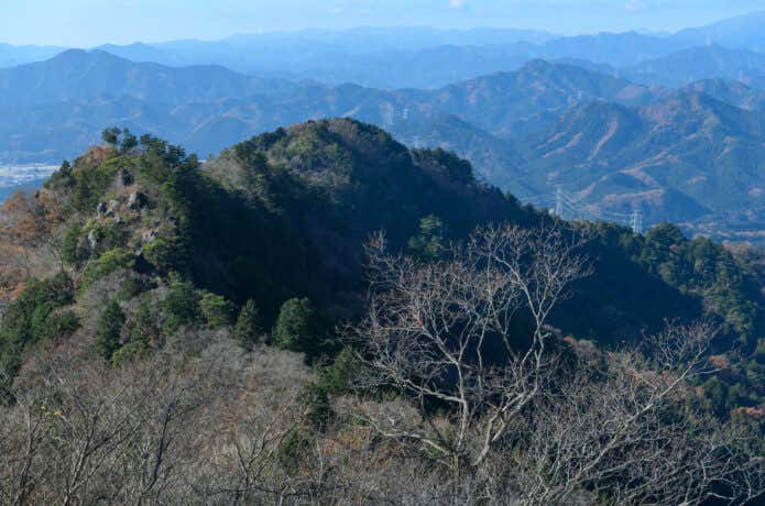 御嶽山から連なる稜線