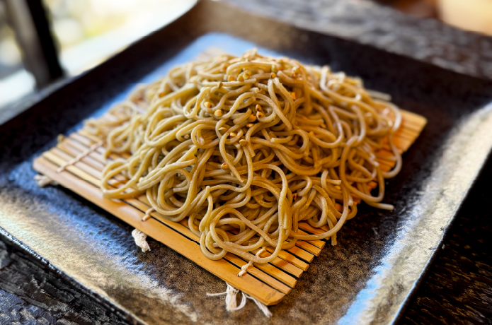 陣馬そば山下屋のそば
