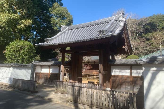 早雲寺山門