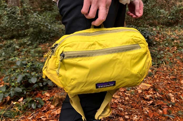 テラヴィア・ヒップ・パック 5Lのハンドル