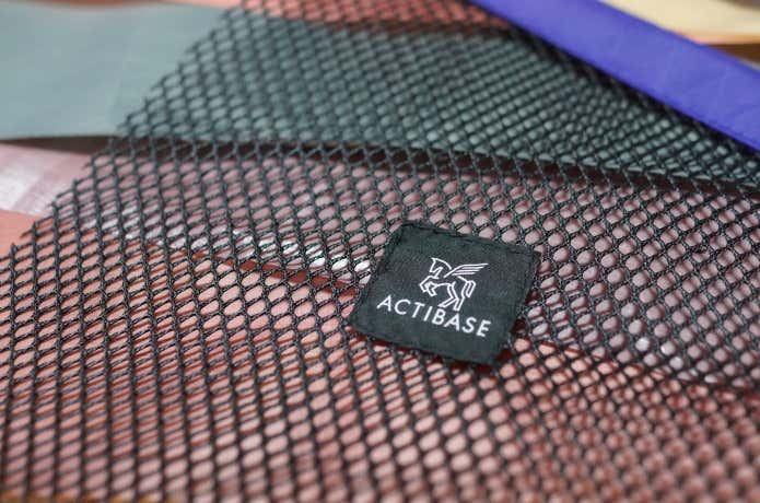 その組み合わせ、なんと”4410通り”！！自分色のカスタムバック