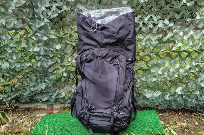 65LバックパックにLargeを