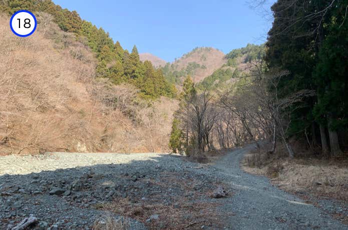 鍋割山