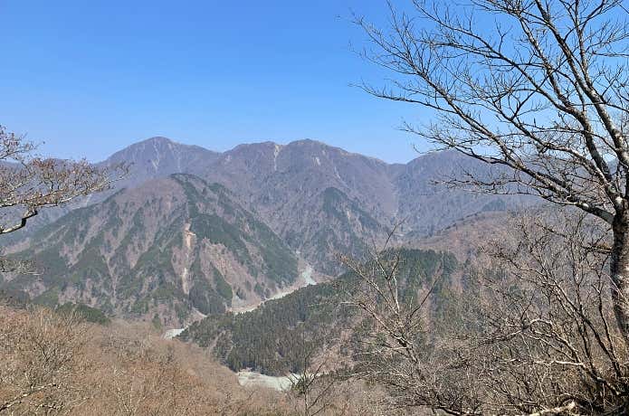 丹沢主脈の山々