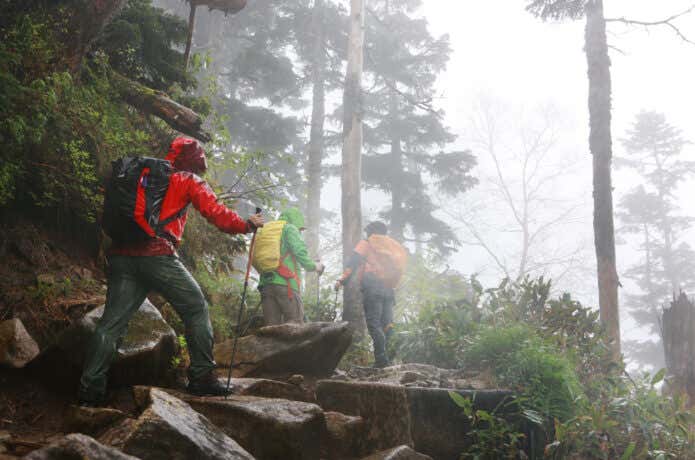雨の日の登山