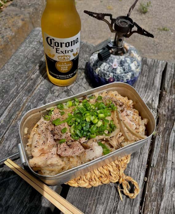 ごぼう香る豚バラとしめじの中華風炊き込みご飯 完成版
