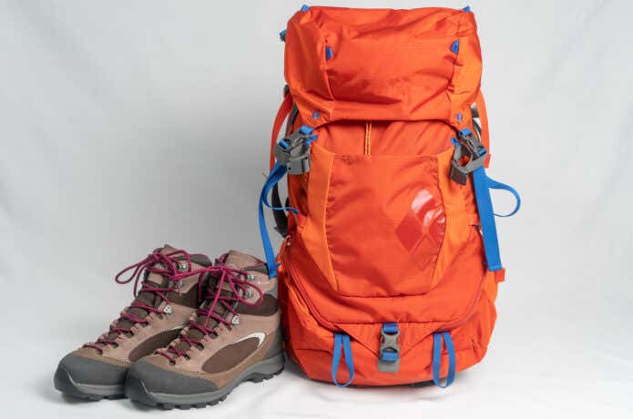 バックパックと登山靴
