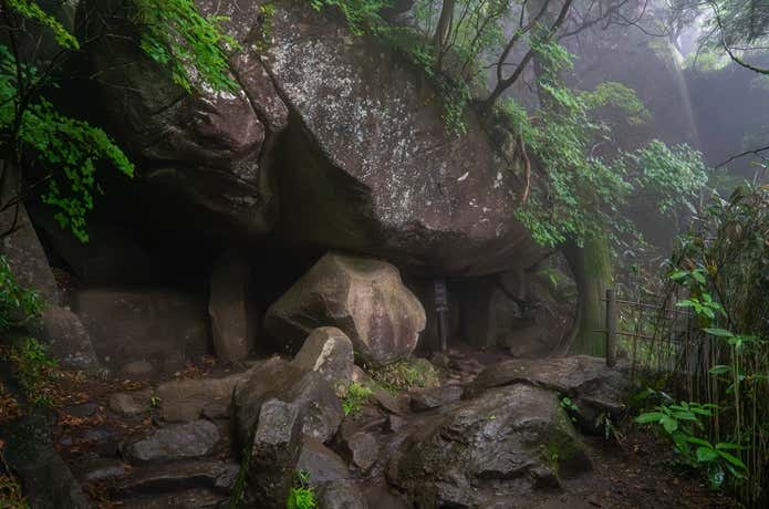 筑波山の岩など
