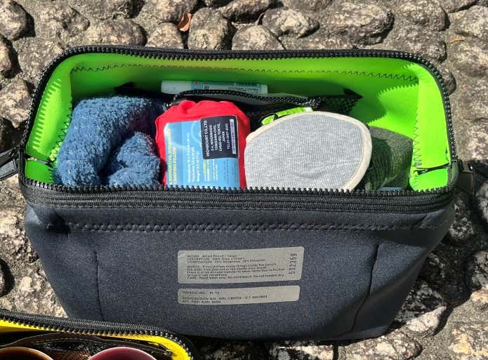 プエプコ　WIRED POUCH