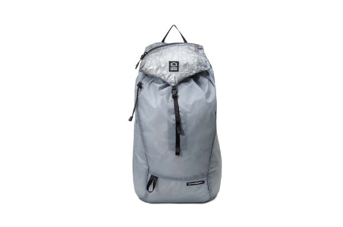 ZEROGRAMの「Packable Sil. Daypack15 with Dyneema」