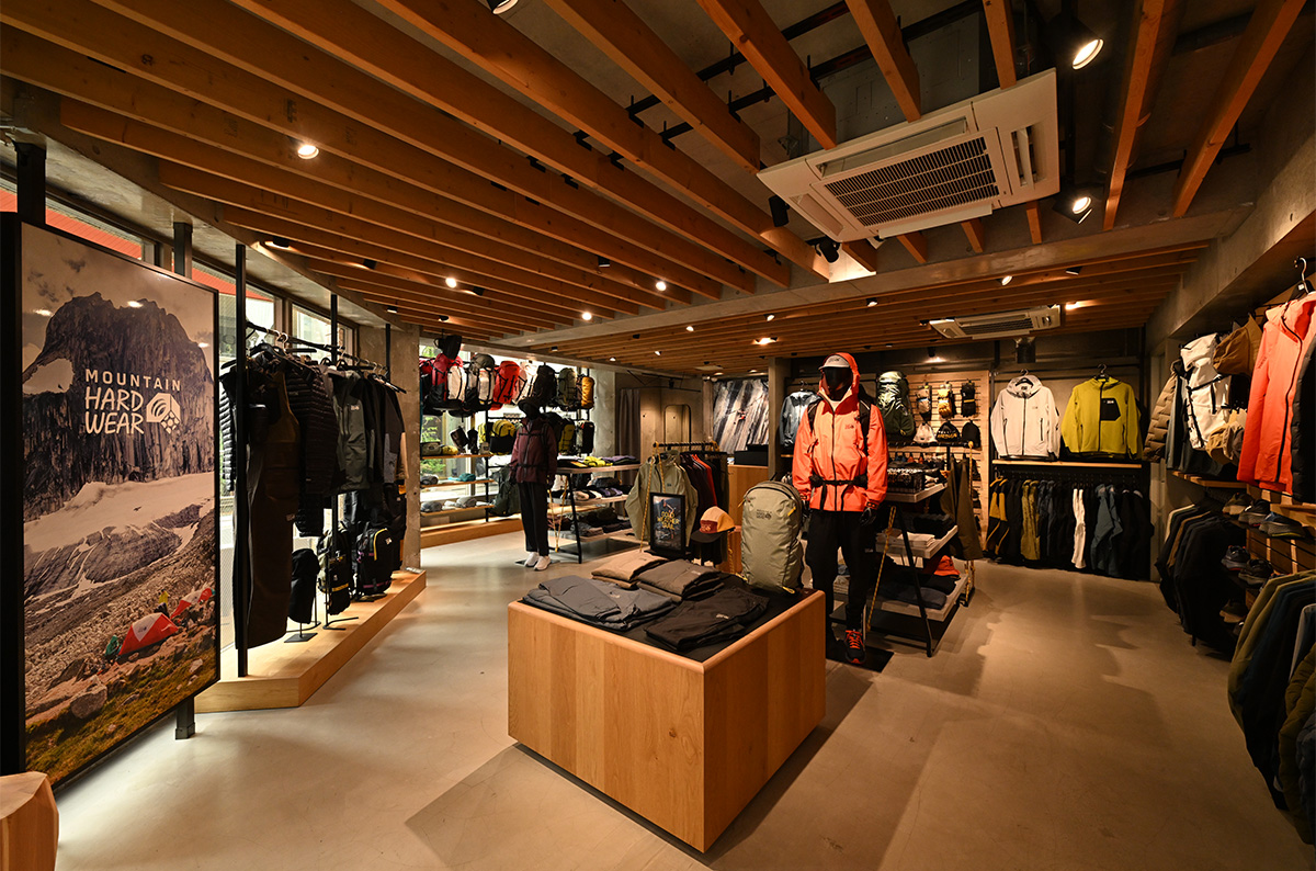 MOUNTAIN HARDWEAR HARAJUKU