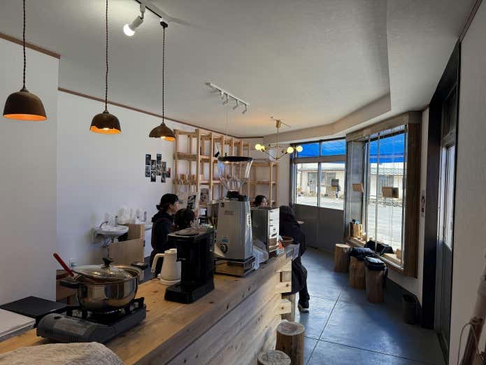 奥多摩アウバ店内