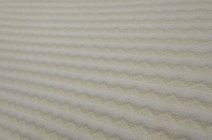 滑らかな肌触りで、チクチクしない