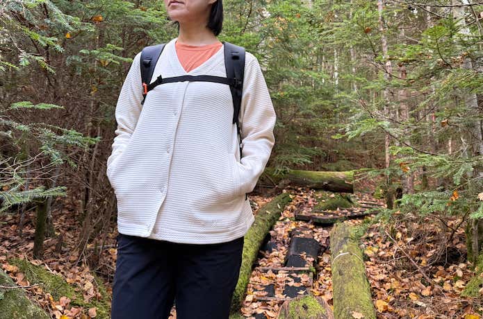 高低差のない、ゆるいハイキングの羽織ものとしてちょうどいい