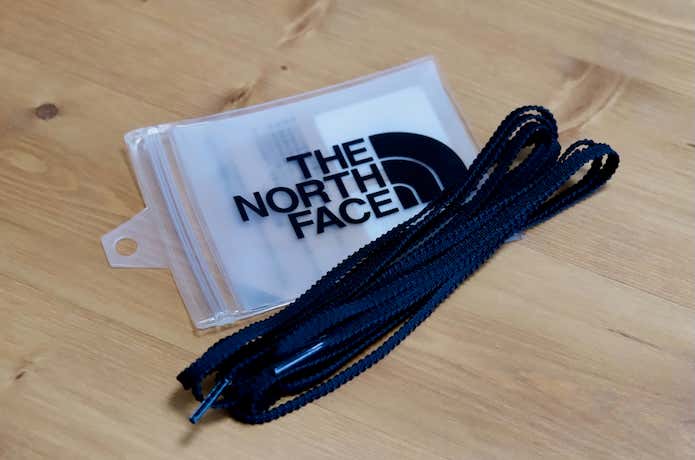 TNF ラン シュー レース