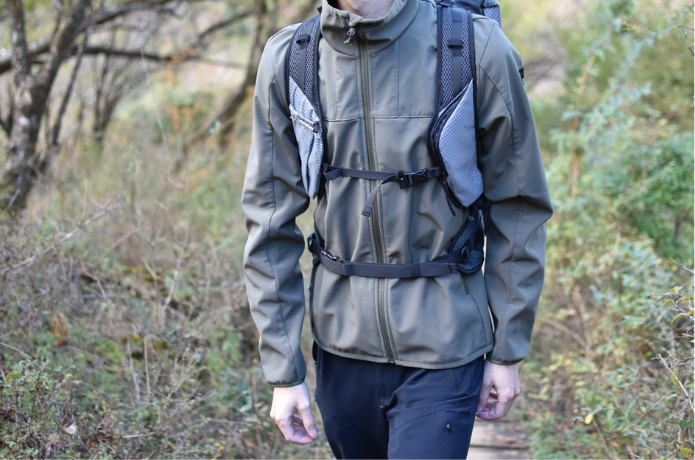 FORCLAZ ソフトシェル ジャケット MT100 WINDWARM 使用中