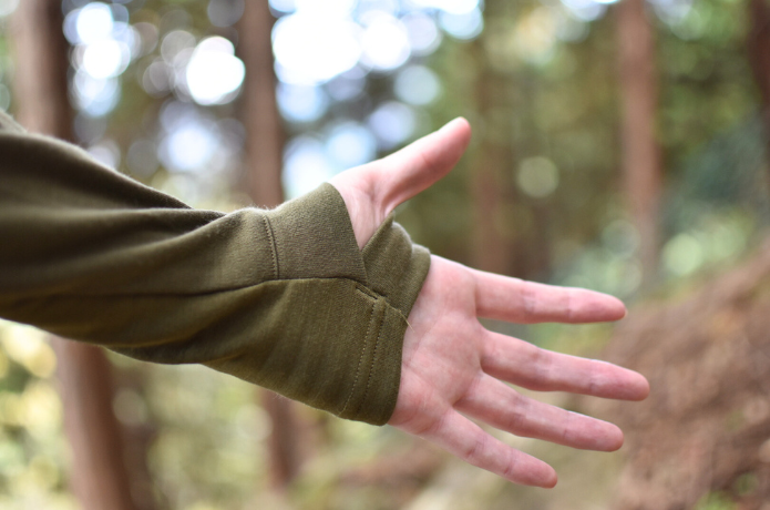 デカトロン長袖メリノTシャツ Trek 900