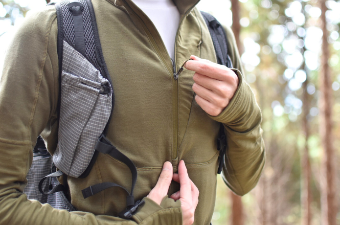 デカトロン長袖メリノTシャツ Trek 900