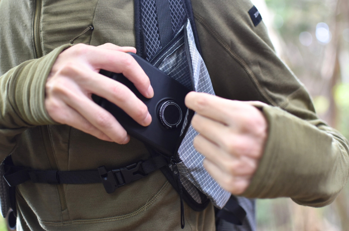 QUECHUA バックパック MH500 22L チェストポケット