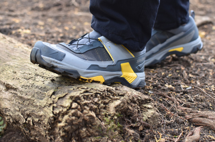 サロモン「X ウルトラ 5 ゴアテックス」使用中イメージ